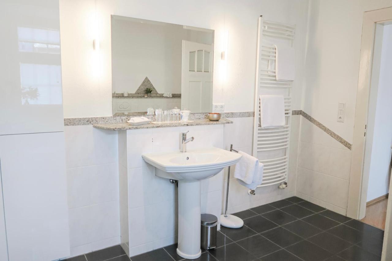 Hotel Service Apartments Am Prinzenplatz Камп-Линтфорт Экстерьер фото