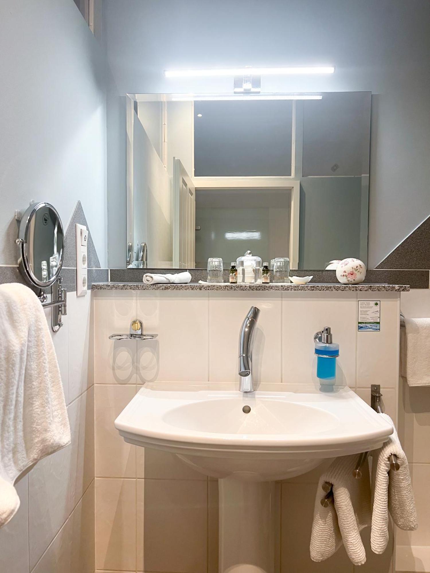 Hotel Service Apartments Am Prinzenplatz Камп-Линтфорт Экстерьер фото